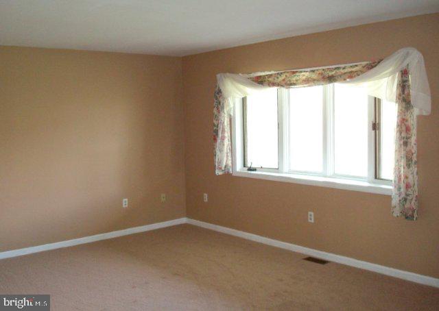 101 Spur Road Carlisle, PA 17013 - Photo 9 of 12 Gallery Image 9