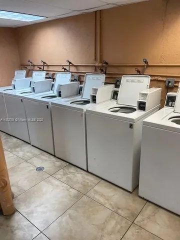 $229,500 | 1810 West 56th Street, Unit 3315, Hialeah, FL 33012