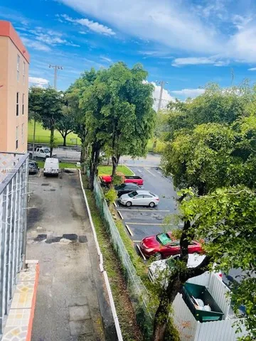 $229,500 | 1810 West 56th Street, Unit 3315, Hialeah, FL 33012