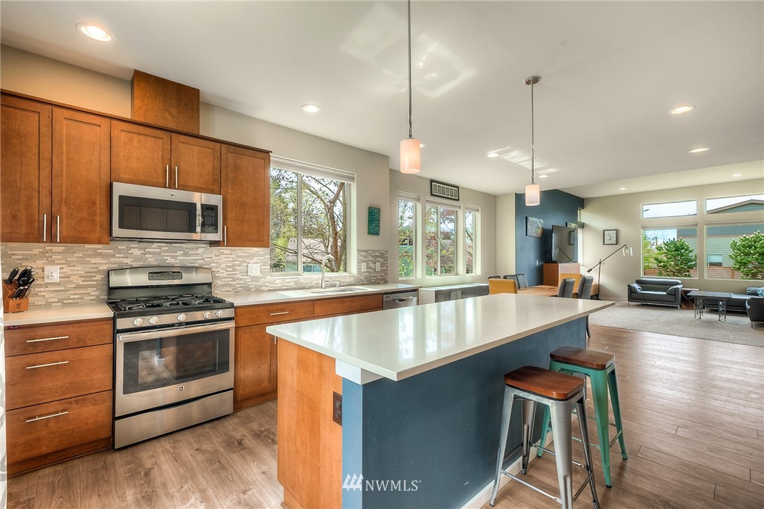 1523 South 28th Street Renton, WA 98055 - Photo 10 of 25