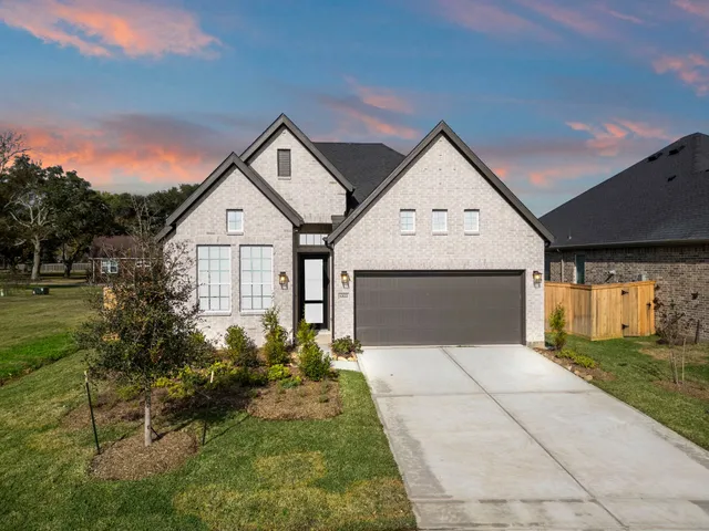 $342,990 | 12122 Blossom Drive, Santa Fe, TX 77510