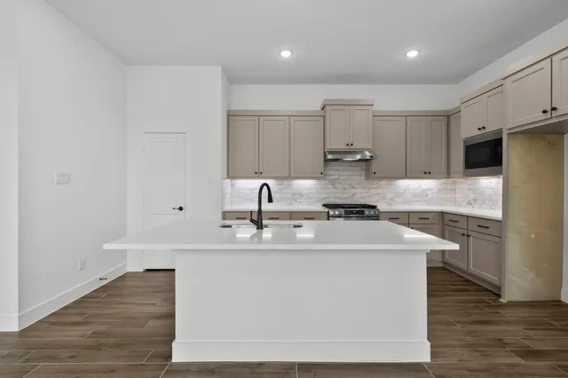 $342,990 | 12122 Blossom Drive, Santa Fe, TX 77510