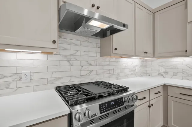 $342,990 | 12122 Blossom Drive, Santa Fe, TX 77510