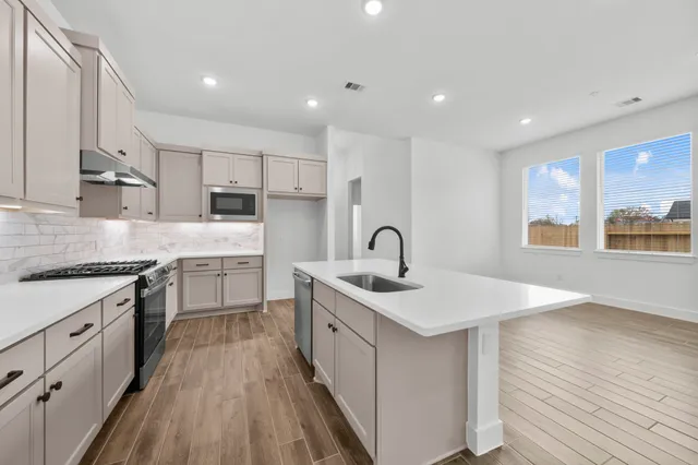 $342,990 | 12122 Blossom Drive, Santa Fe, TX 77510