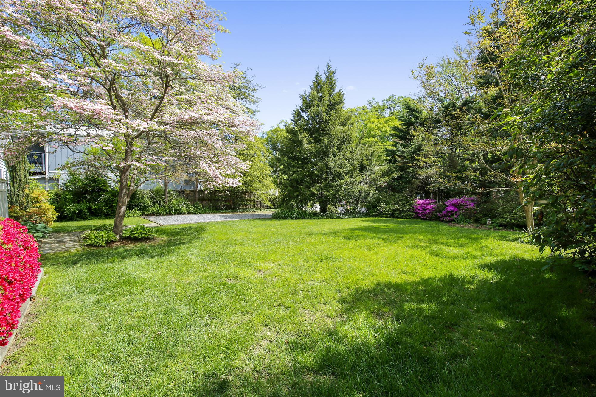 5308 Sangamore Road Bethesda, MD 20816 - Photo 43 of 50 Front yard