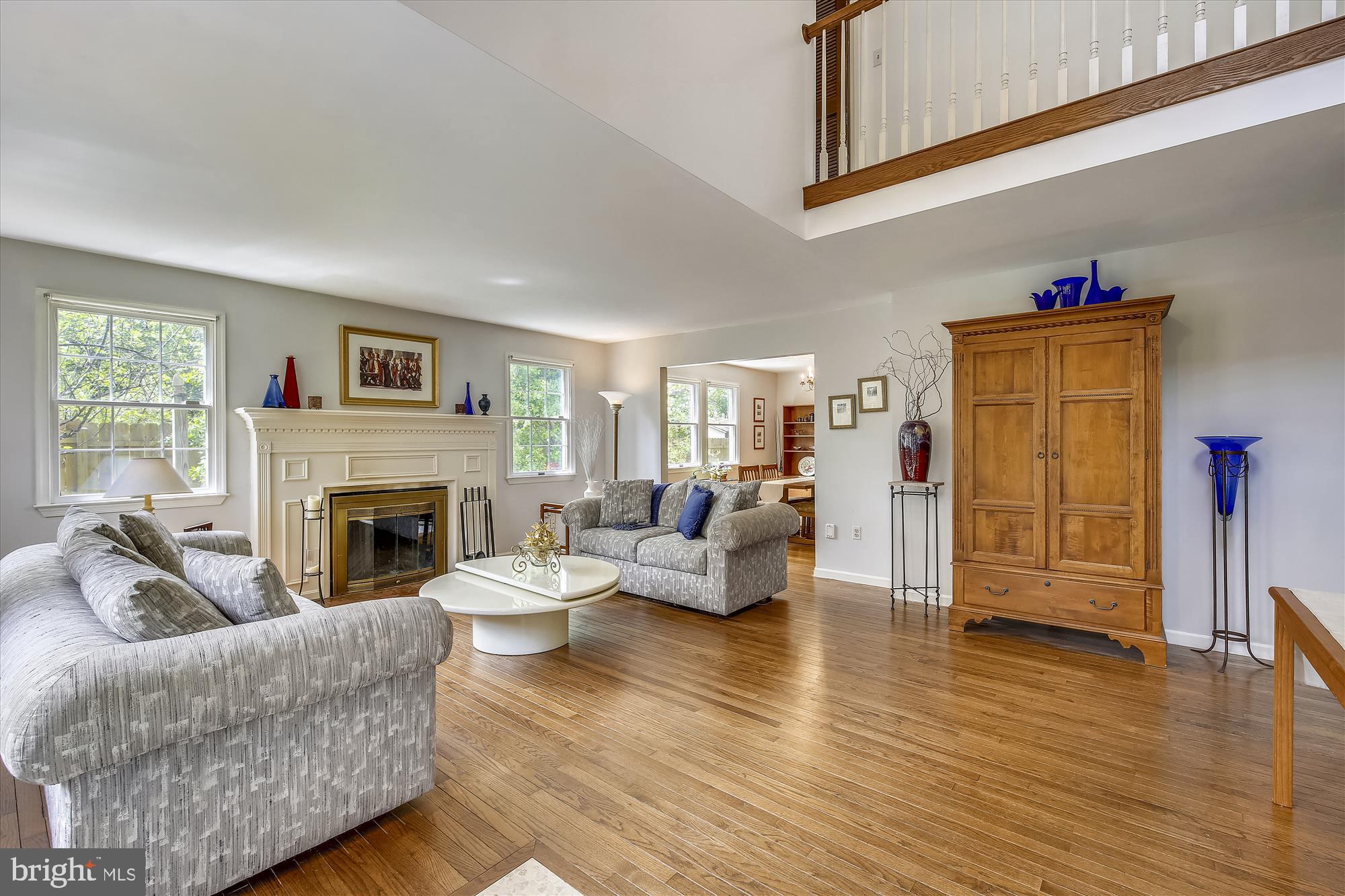 5308 Sangamore Road Bethesda, MD 20816 - Photo 7 of 50 Living Room