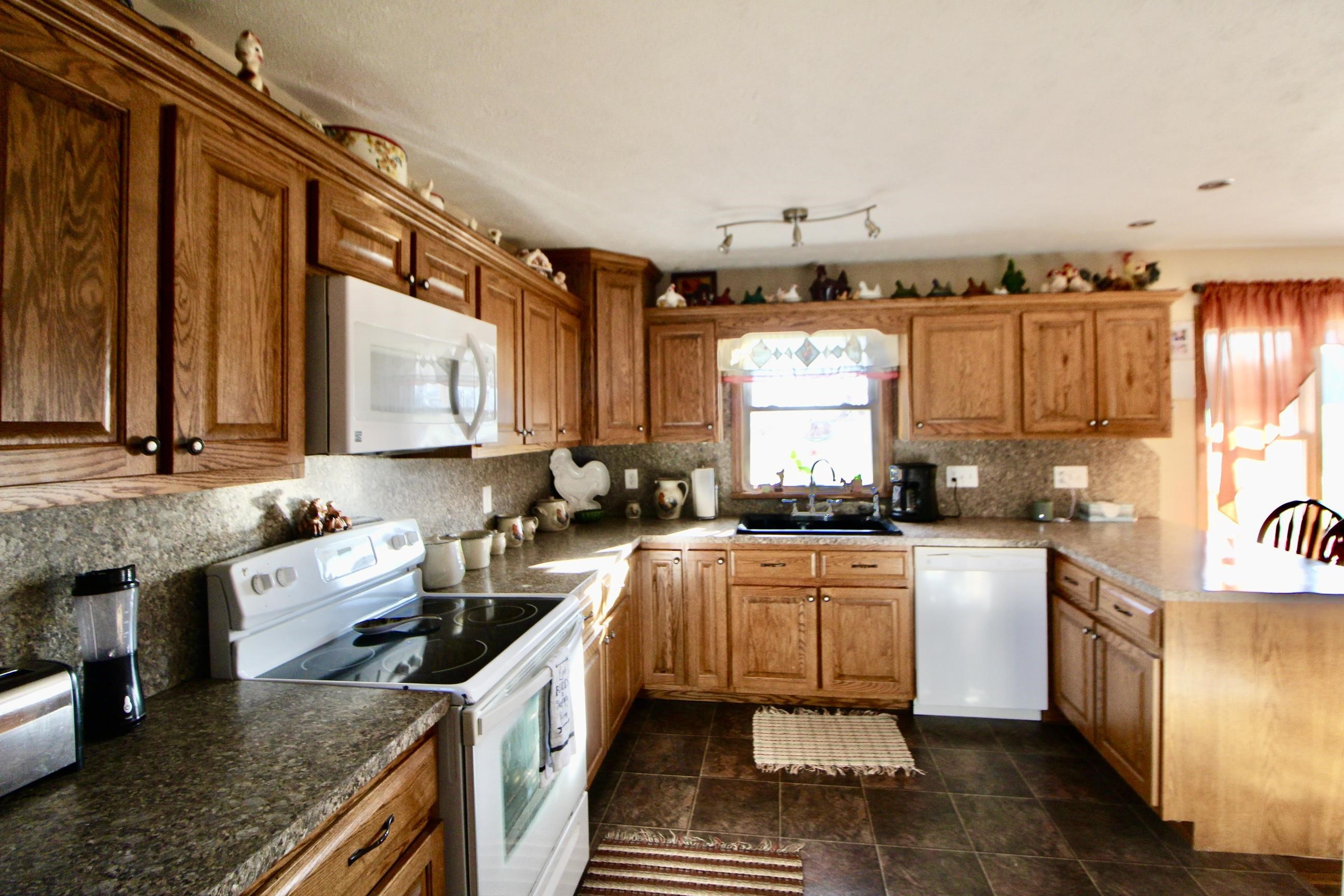 10264 Nazarene Church Road Bridgewater, VA 22812 - Photo 10 of 21 Kitchen