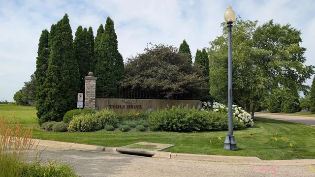 $59,900 | 905 Tivoli Drive, Rockford, IL 61107