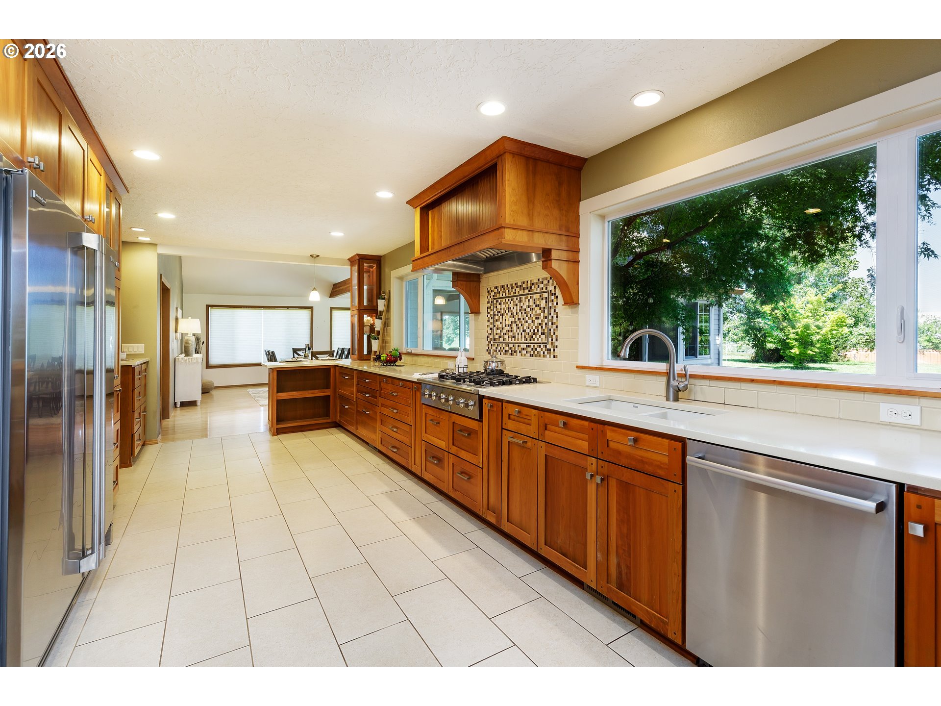 13925 South Carus Road Oregon City, OR 97045 - Photo 12 of 44 Kitchen