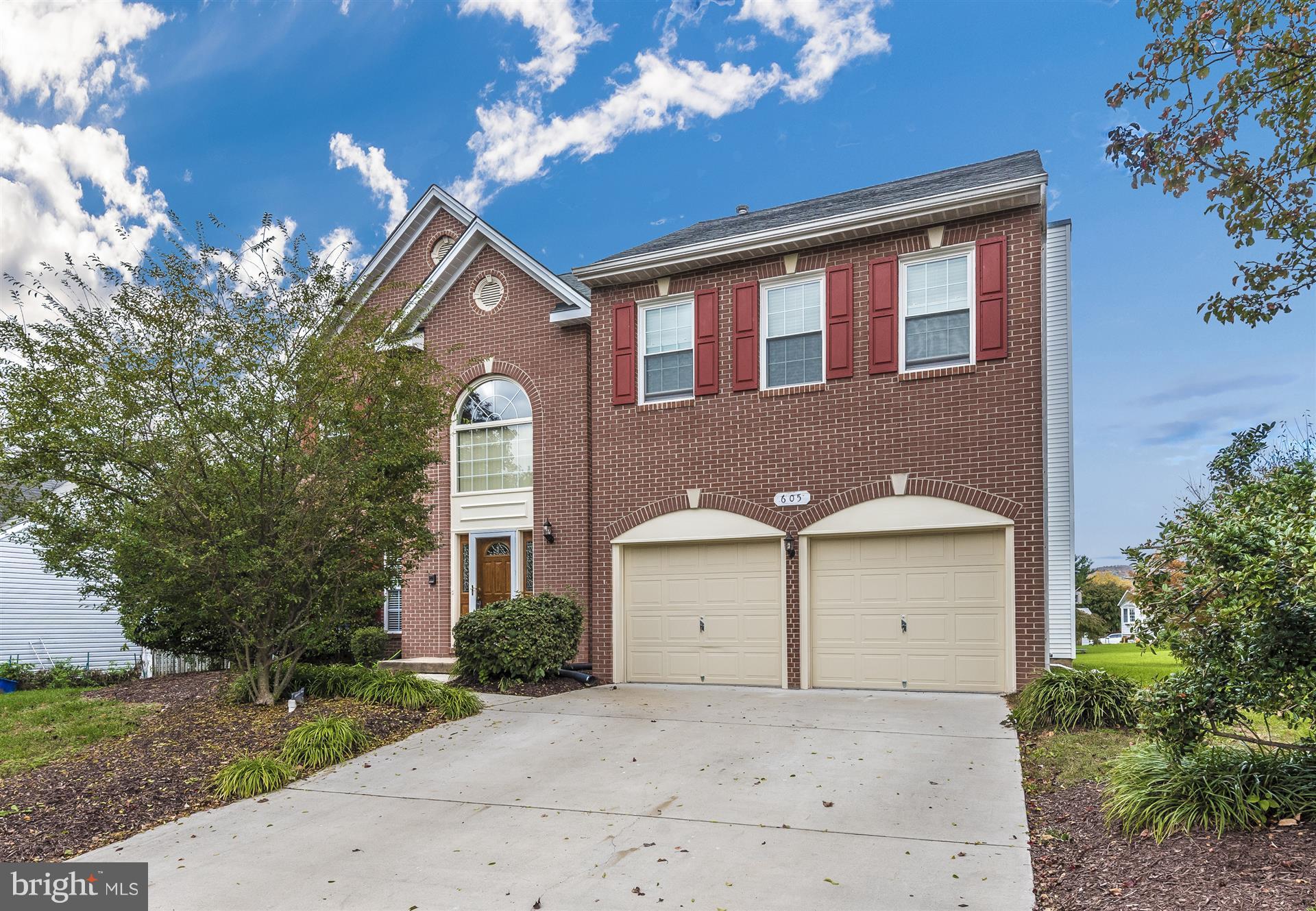 605 Hunting Ridge Drive Frederick, MD 21703 - Photo 1 of 29 Exterior (Front)