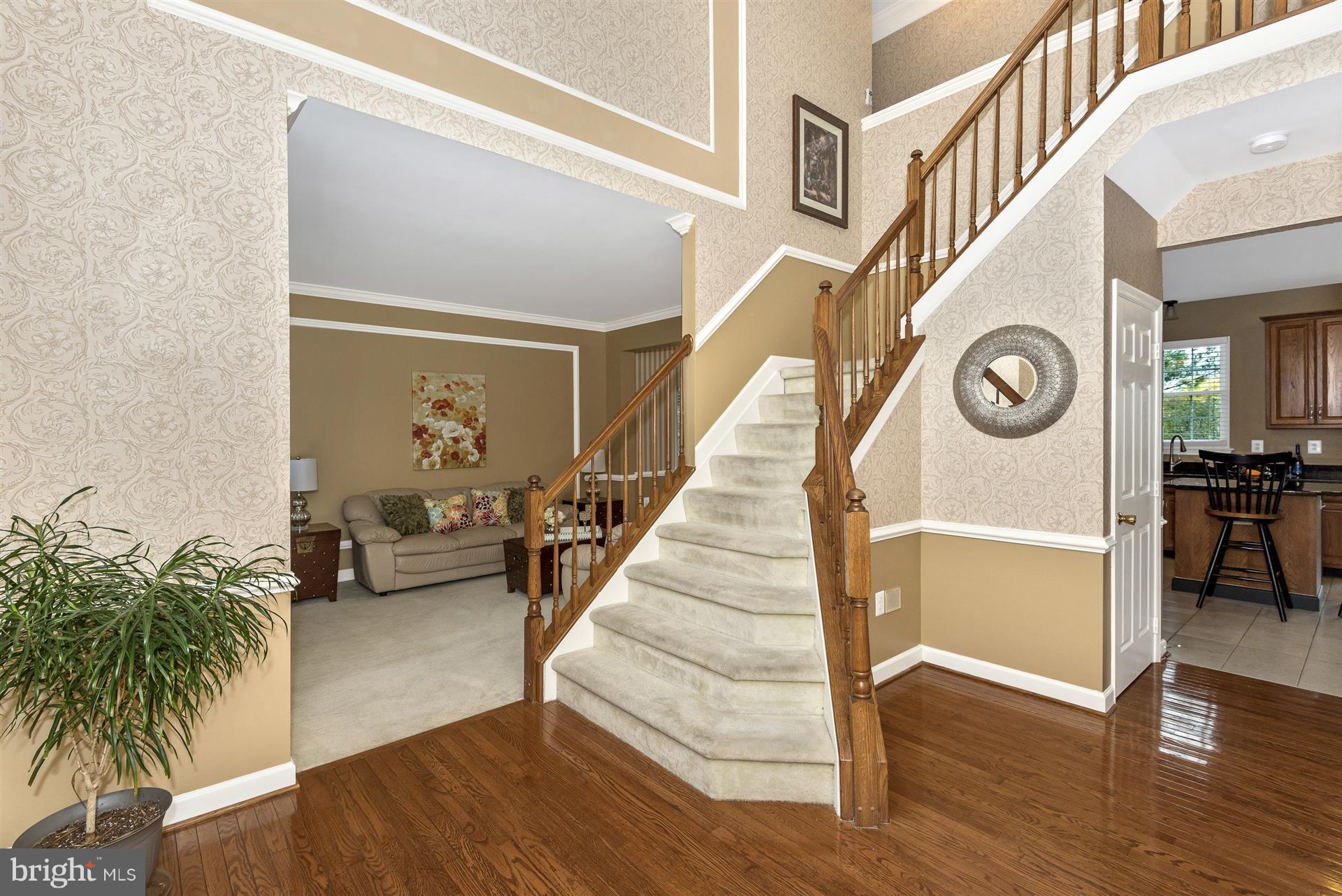 605 Hunting Ridge Drive Frederick, MD 21703 - Photo 2 of 29 Interior (General)