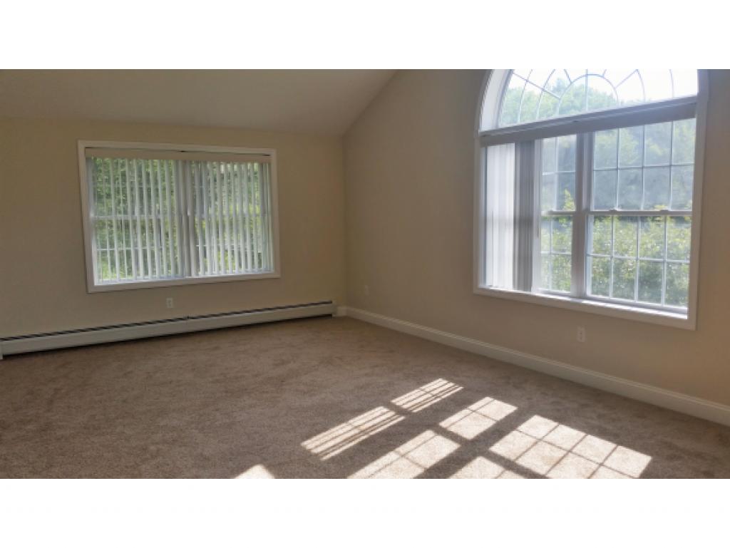 78 Lane Road Raymond, NH 03077 - Photo 11 of 36 Gallery Image 11