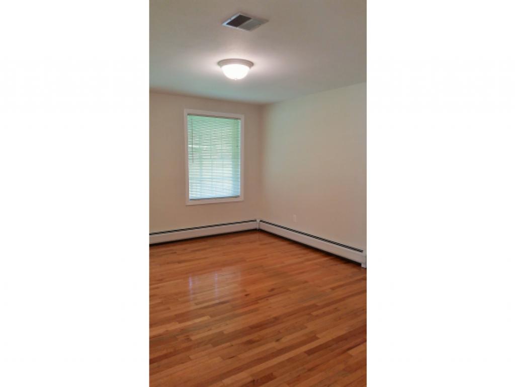 78 Lane Road Raymond, NH 03077 - Photo 15 of 36 Gallery Image 15