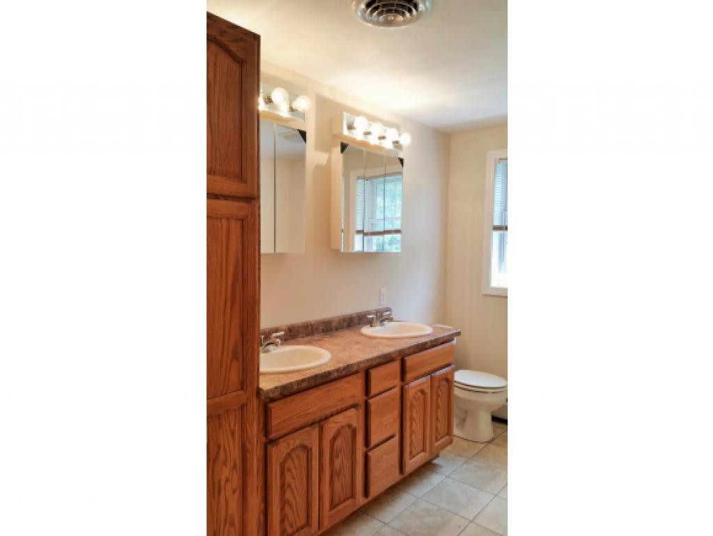78 Lane Road Raymond, NH 03077 - Photo 22 of 36 Gallery Image 22