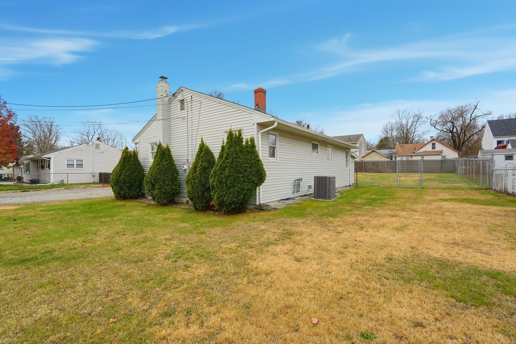 30 Jerilis Drive Springfield, MA 01119 - Photo 3 of 42 a view of a house with backyard and sitting area