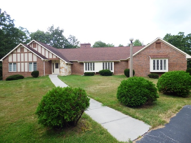 3699 Cold Springs Road Greenville, VA 24440 - Photo 3 of 50 Gallery Image 3