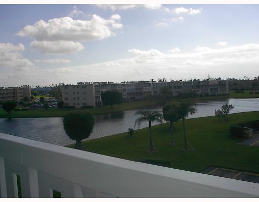 4038 Exeter C Boca Raton, FL 33434 - Photo 6 of 8 Additional Photo