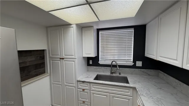 $1,363 | 6020 Carmen Boulevard, Las Vegas, NV 89108