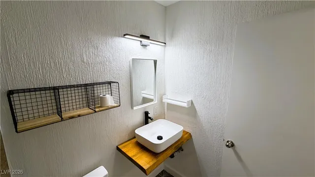 $1,363 | 6020 Carmen Boulevard, Las Vegas, NV 89108