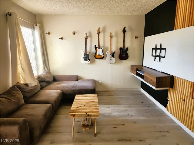 $1,363 | 6020 Carmen Boulevard, Las Vegas, NV 89108