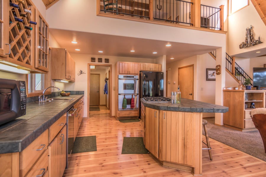 21295 Back Alley Road Bend, OR 97702 - Photo 12 of 83 Back Alley Rd 21295 Web (14 of 86)
