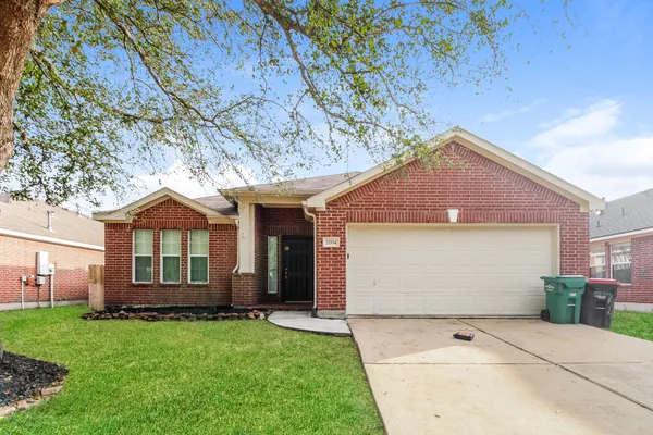 $1,740 | 21554 Kings Bend Drive, Kingwood, TX 77339