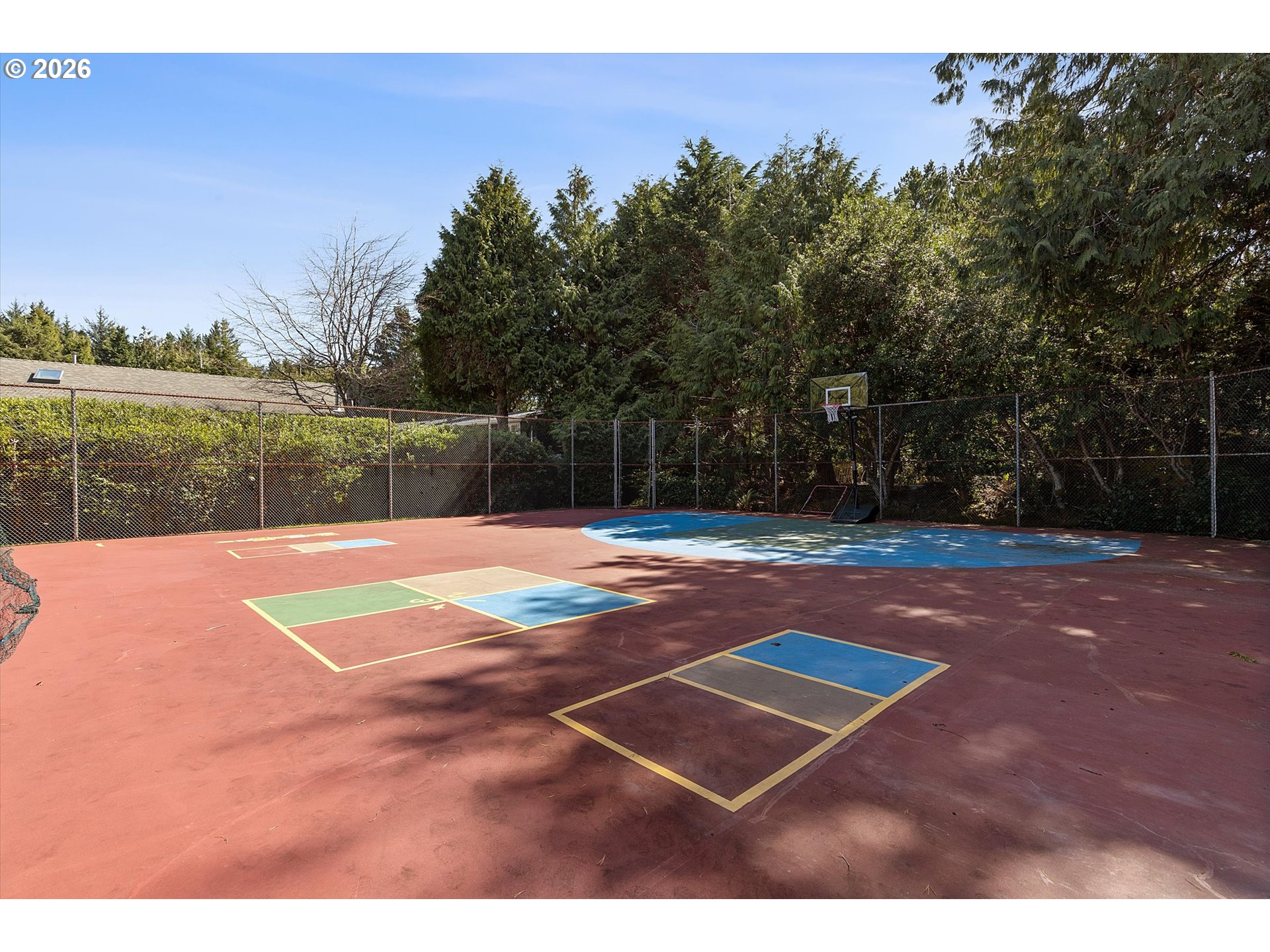 395 Seagrove Loop Lincoln City, OR 97367 - Photo 38 of 46 a view of a tennis court