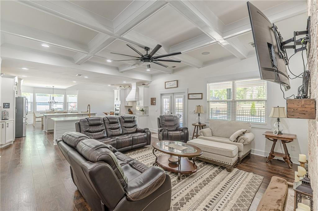 21 Lovell Road Temple, GA 30179 - Photo 33 of 77 a living room with furniture and a large window