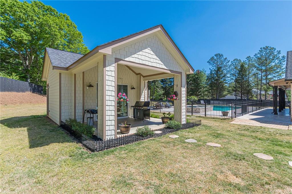 21 Lovell Road Temple, GA 30179 - Photo 61 of 77 a view of a house with porch and sitting area