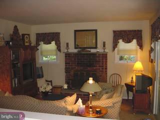 511 Warren Road West Chester, PA 19382 - Photo 4 of 6 Gallery Image 4