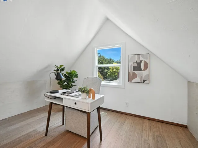 $1,240,000 | 160 Moraga Way, Orinda, CA 94563