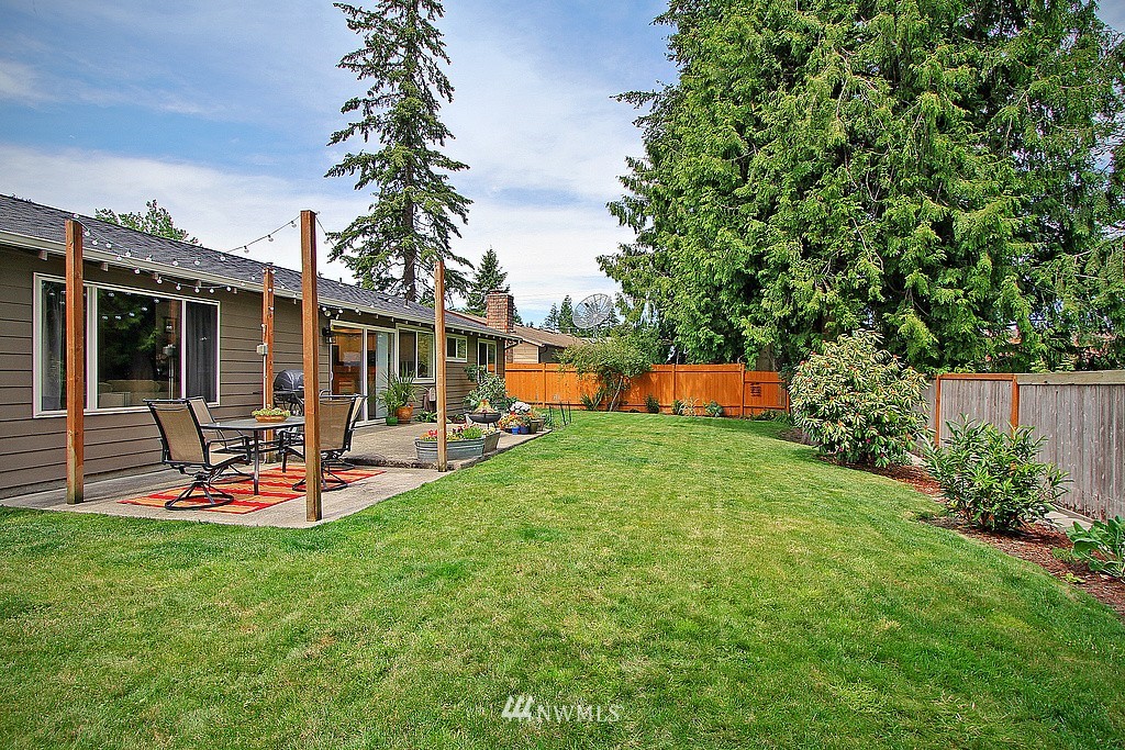 21221 3rd Avenue West Bothell, WA 98021 - Photo 14 of 16