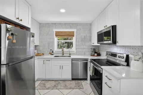 $600,000 | 252 Southwest 23rd Street, Fort Lauderdale, FL 33315