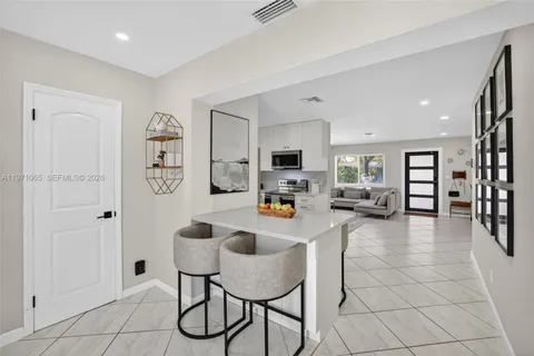 $600,000 | 252 Southwest 23rd Street, Fort Lauderdale, FL 33315