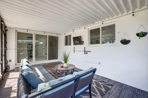 $600,000 | 252 Southwest 23rd Street, Fort Lauderdale, FL 33315