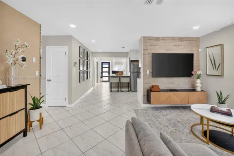 $600,000 | 252 Southwest 23rd Street, Fort Lauderdale, FL 33315