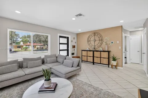 $600,000 | 252 Southwest 23rd Street, Fort Lauderdale, FL 33315