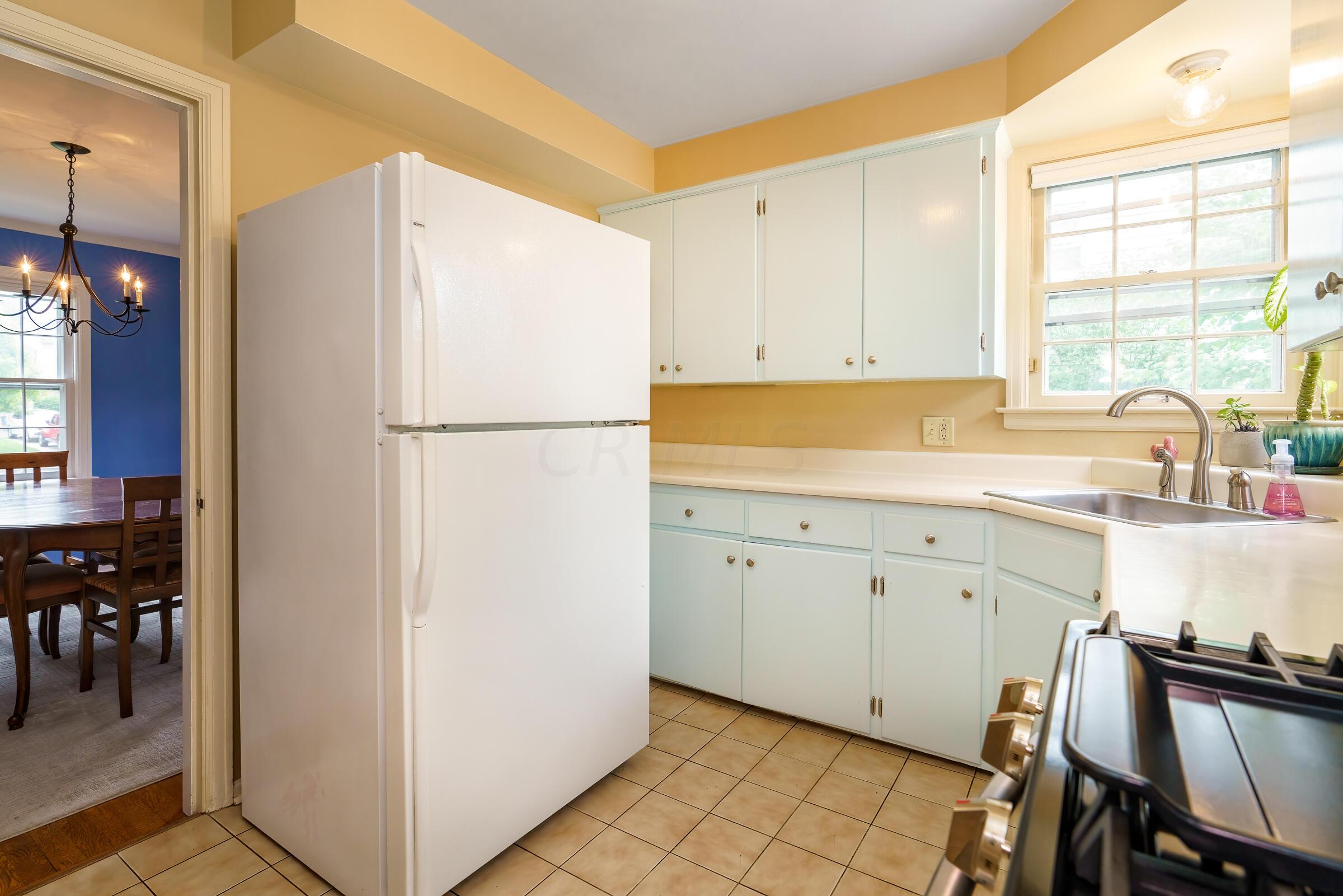 2705 Coventry Road Columbus, OH 43221 - Photo 8 of 41 2705 Coventry Rd-18