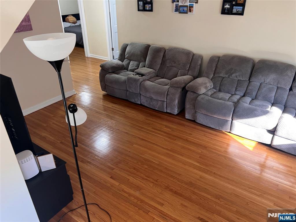 500 Weart Avenue, Unit 2 Lyndhurst, NJ 07071 - Photo 4 of 20 a living room with furniture