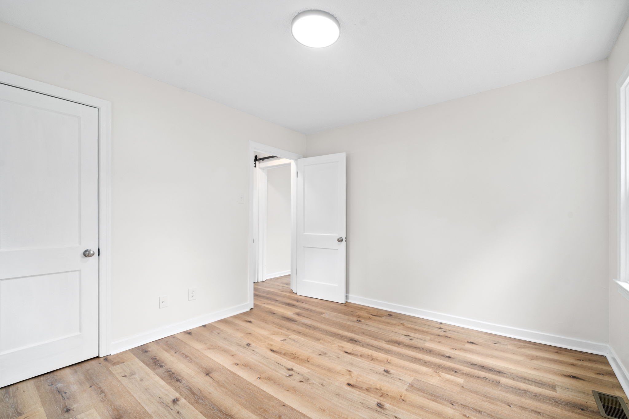 1023 Ridgecrest Drive Clarksville, TN 37040 - Photo 20 of 33 Gallery Image 20