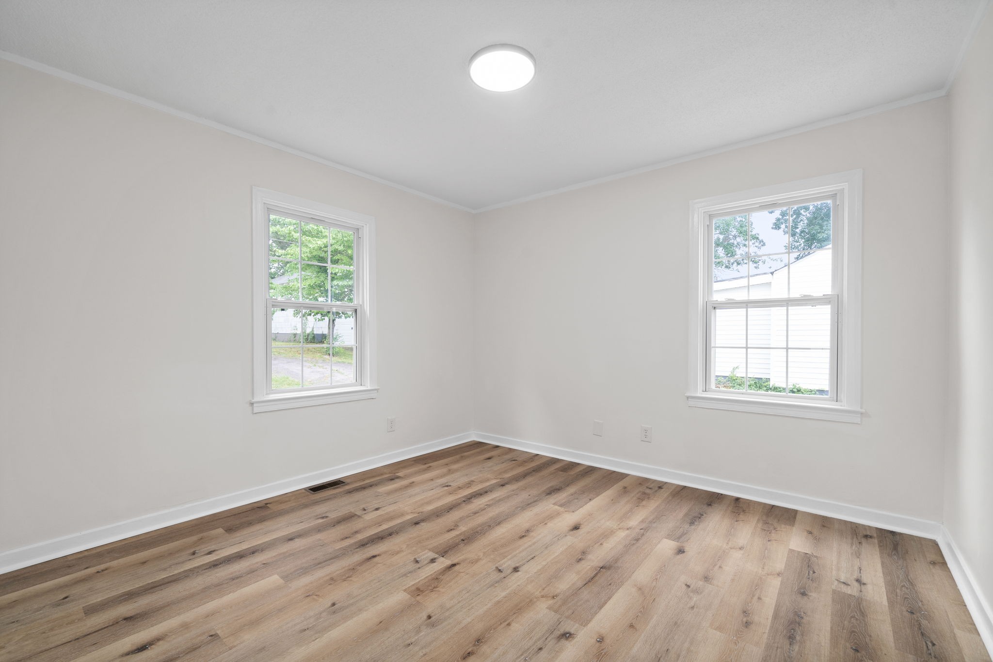 1023 Ridgecrest Drive Clarksville, TN 37040 - Photo 26 of 33 Gallery Image 26