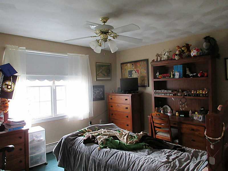 60 Nottingham Drive Scituate, RI 02831 - Photo 15 of 27 Bedroom.