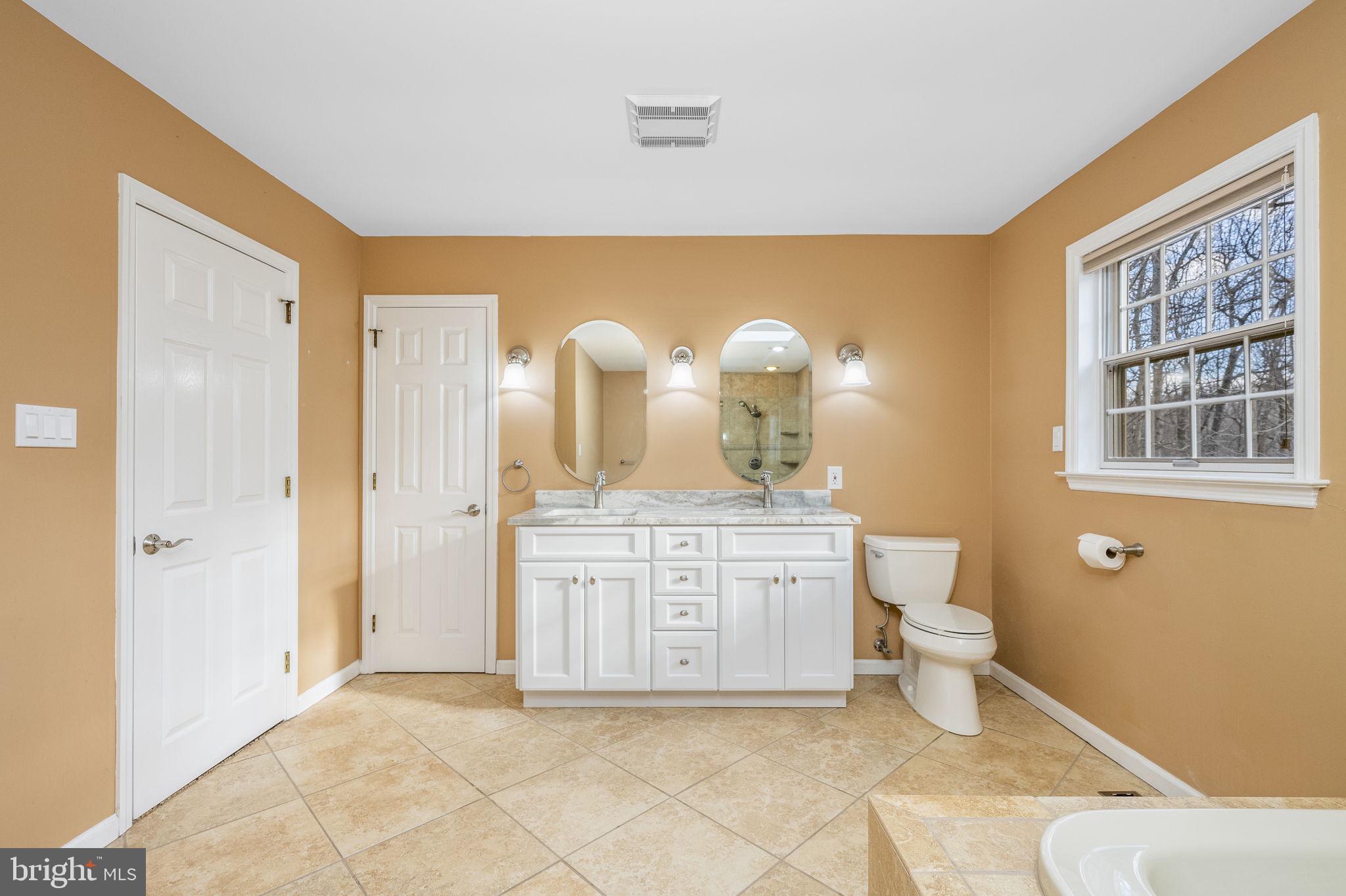 4 Hidden Pond Drive Reading, PA 19607 - Photo 24 of 43