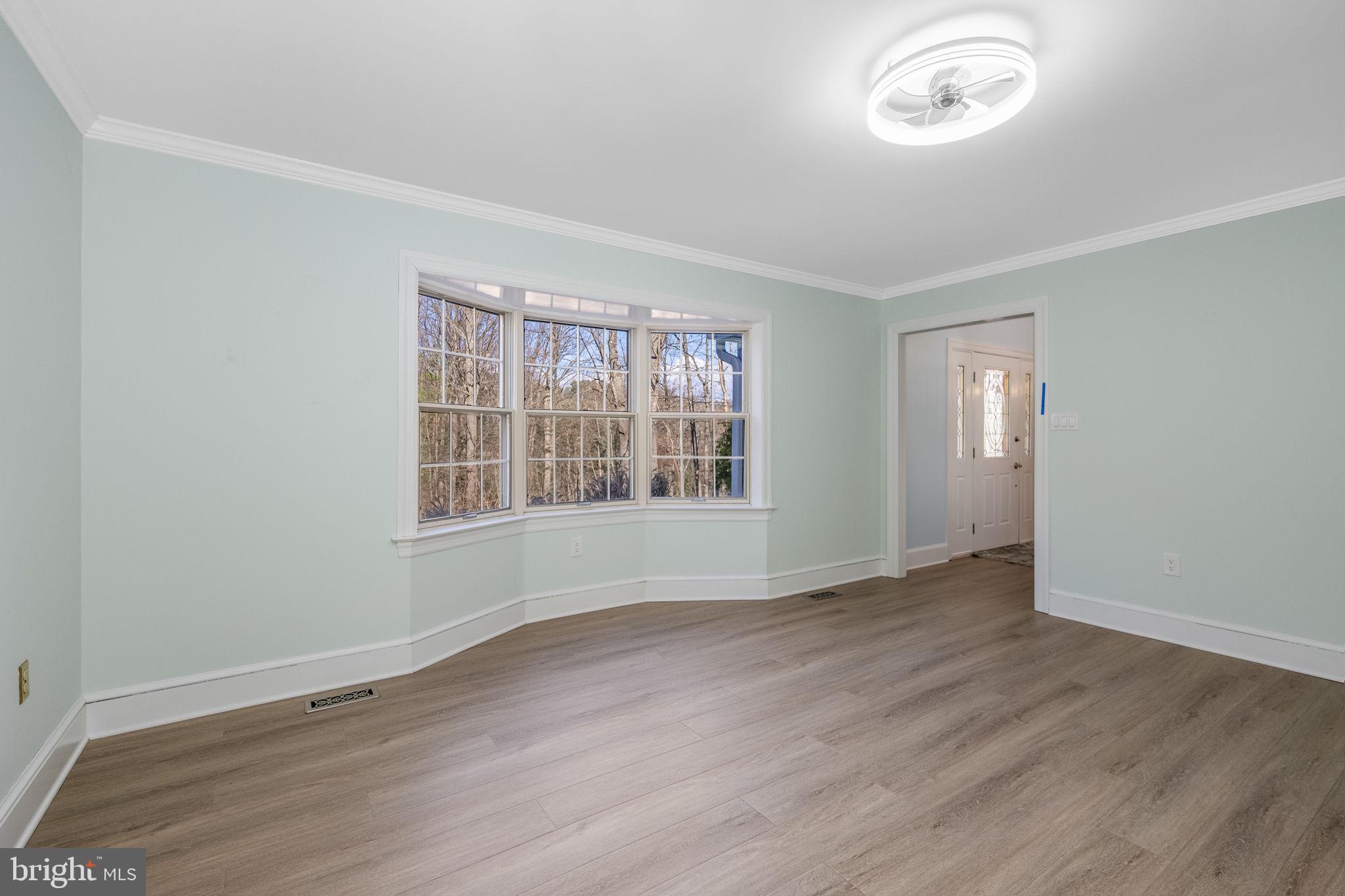 4 Hidden Pond Drive Reading, PA 19607 - Photo 6 of 43 Living Room