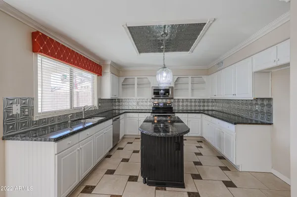 $3,000 | 16146 North 158th Avenue, Surprise, AZ 85374