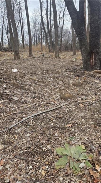 8047 R Parallel Parkway Kansas City, KS 66112 - Photo 1 of 5