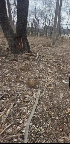 $47,000 | 8047 R Parallel Parkway, Kansas City, KS 66112