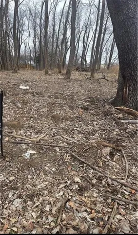 $47,000 | 8047 R Parallel Parkway, Kansas City, KS 66112