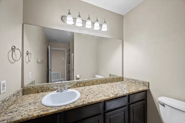 $1,400 | 4050 Pacific Harbors Drive, Unit 213, Las Vegas, NV 89121