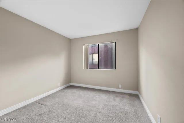 $1,400 | 4050 Pacific Harbors Drive, Unit 213, Las Vegas, NV 89121